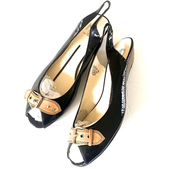 NEW New Directions peeptoe slingback wedge heels, Size 8 NWOT - Picture 7 of 7